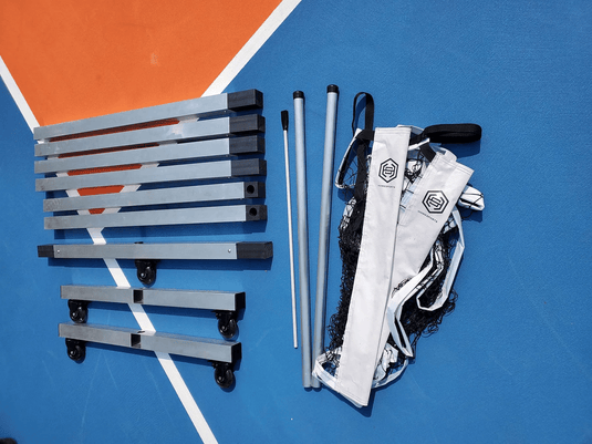Image d'un filet de pickleball sur roues Dominator.