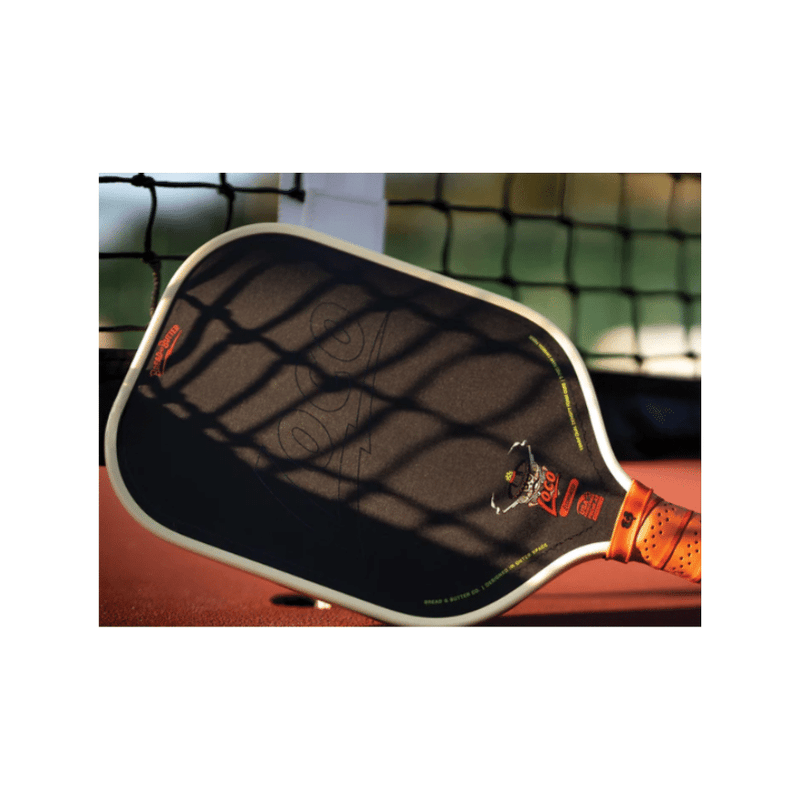 Chargez l'image dans la visionneuse de la galerie, Image d’une raquette de pickleball Bread &amp; Butter Loco Allongé.
