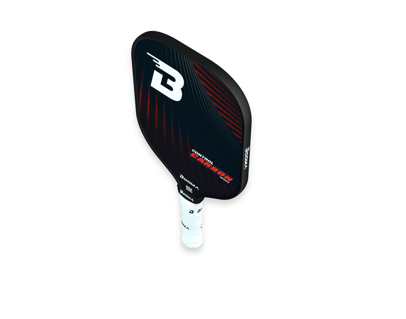 Chargez l'image dans la visionneuse de la galerie, Image de la raquette de pickleball BOOMA Control Carbon Series rouge.
