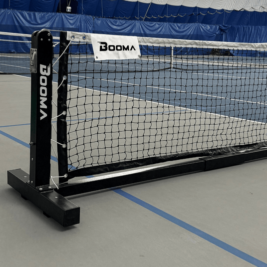Image d'un filet de pickleball BOOMA Elite sur roues.