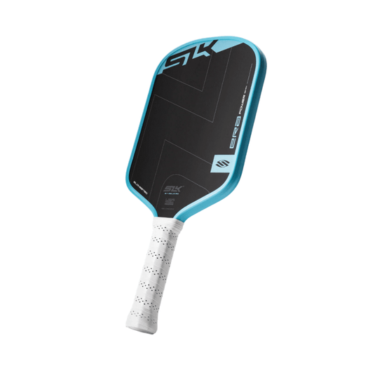Raquette de pickleball SLK ERA Power Allonge avec surface texturée Raw Spin pour puissance et effet.