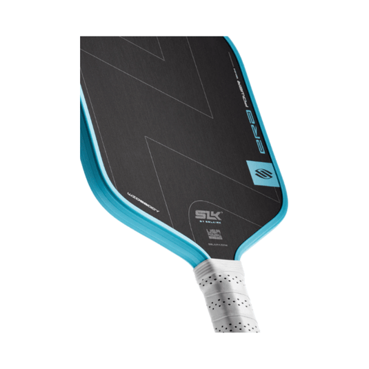 Raquette de pickleball SLK ERA Power Widebody avec surface texturée Raw Spin pour puissance et effet.