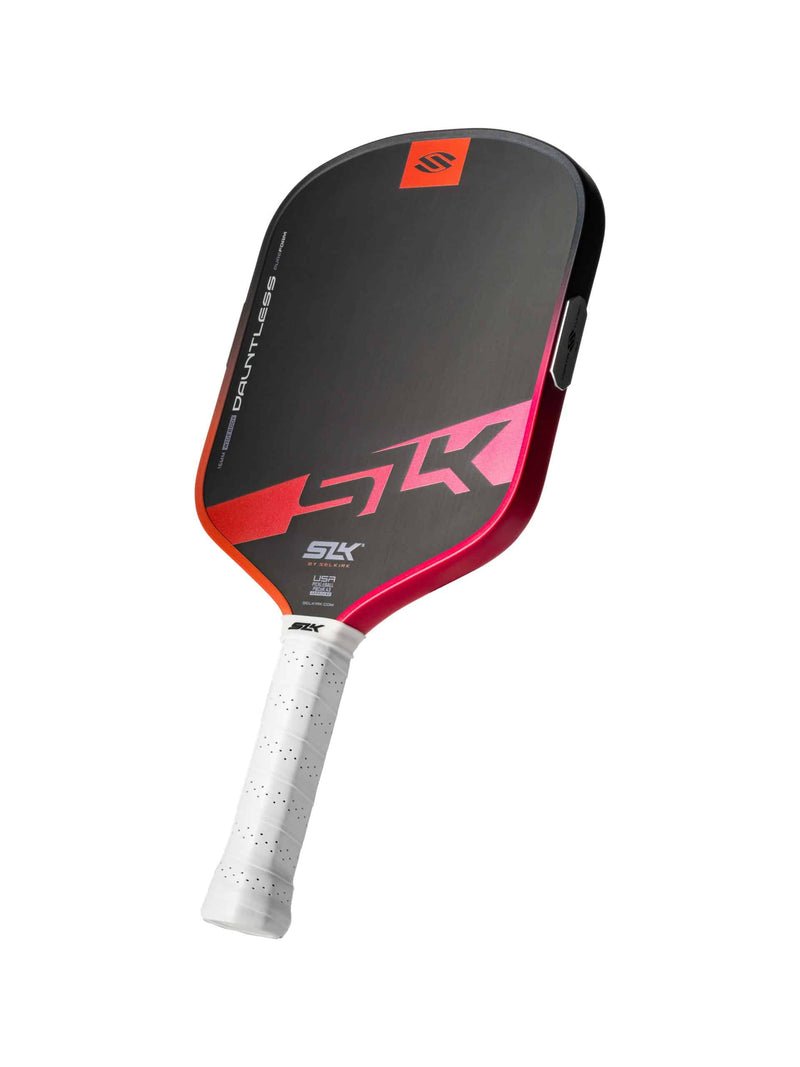 Chargez l'image dans la visionneuse de la galerie, Image d'une raquette de pickleball Selkirk Dauntless widebody.
