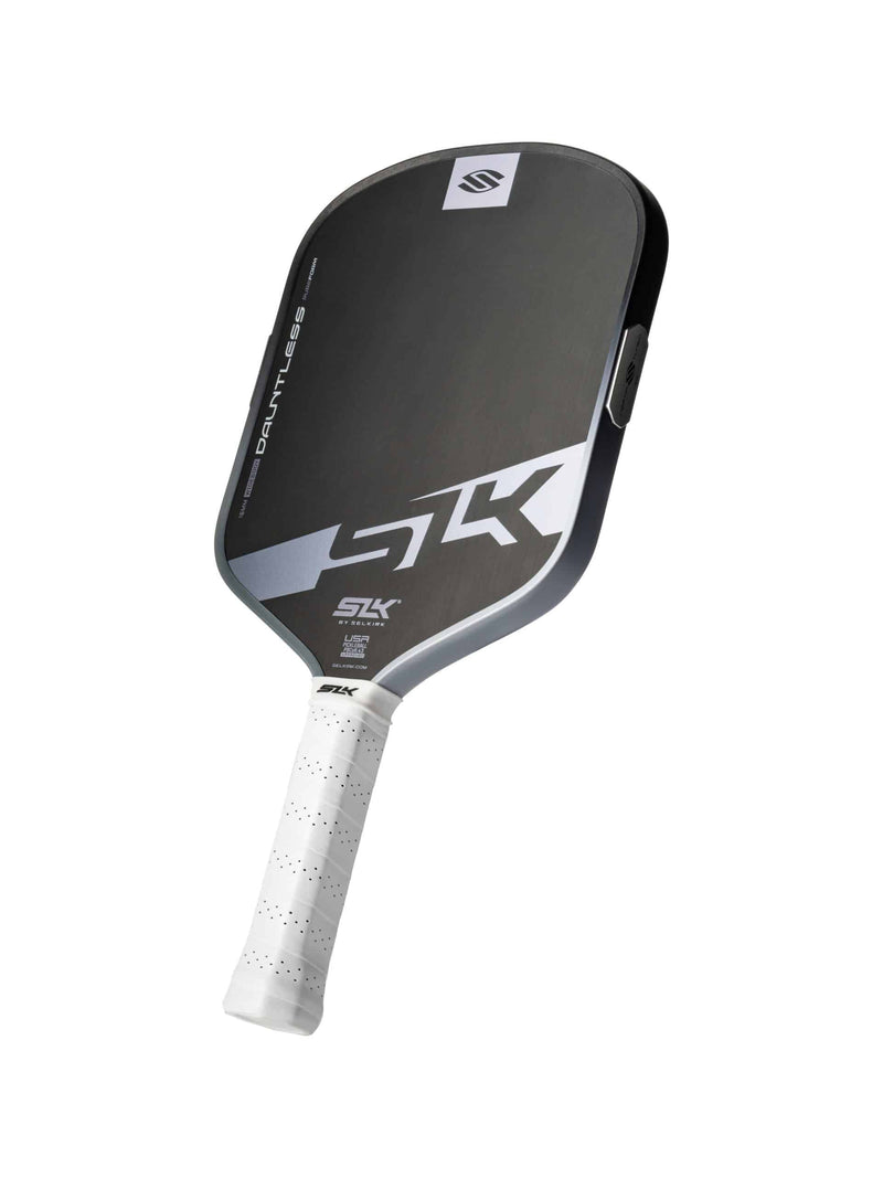 Chargez l'image dans la visionneuse de la galerie, Image d'une raquette de pickleball Selkirk Dauntless widebody.
