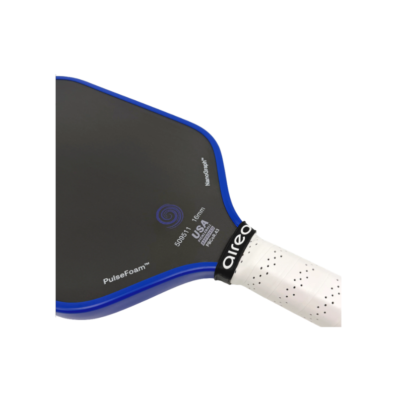 Chargez l'image dans la visionneuse de la galerie, Image d’une raquette de pickleball AIREO Cyclone NanoGraph - Bleu.
