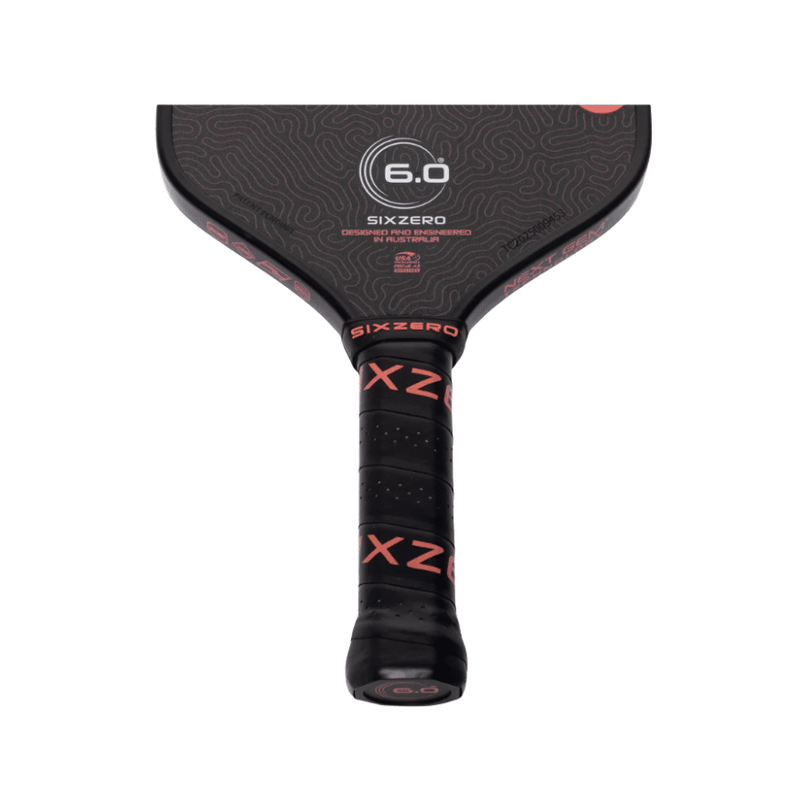 Chargez l'image dans la visionneuse de la galerie, Image d’une raquette de pickleball Six Zero Coral Allongé 16 mm.
