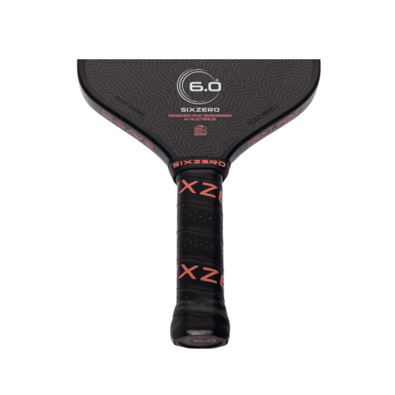 Chargez l'image dans la visionneuse de la galerie, Image d’une raquette de pickleball Six Zero Coral Hybrid 16 mm.
