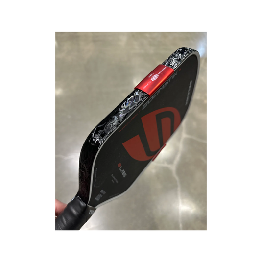 Image d'une edge guard Vinyl Styles Damacus Noir.