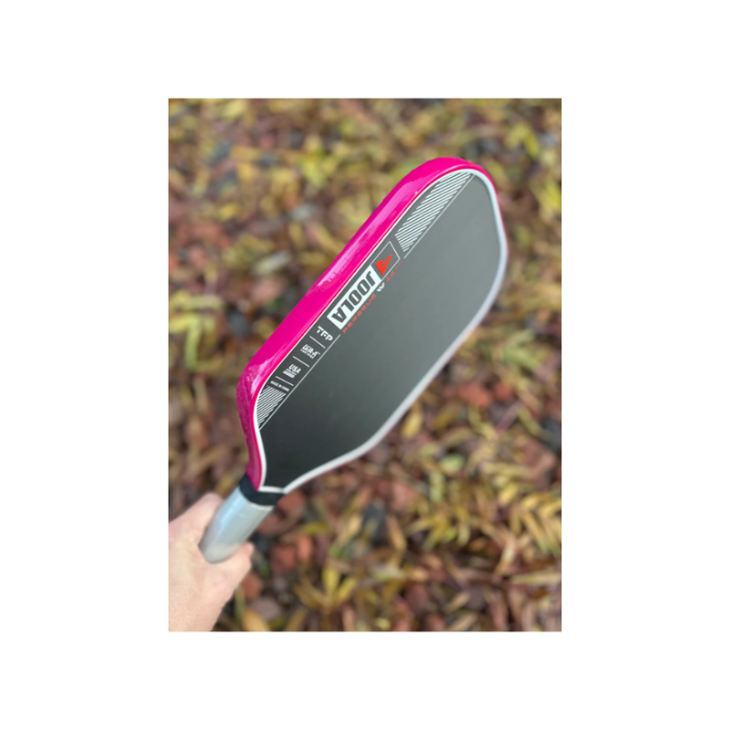 Chargez l'image dans la visionneuse de la galerie, Image d'une edge guard Vinyl Styles Pank Brillant.
